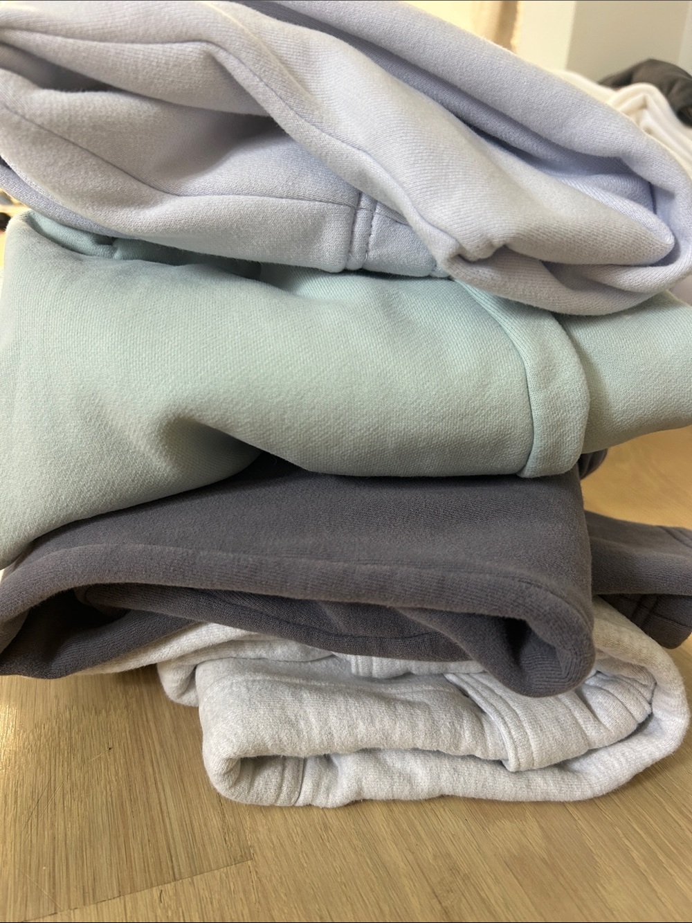 4 pairs of aritzia cargos $100!! look on my page for images of them